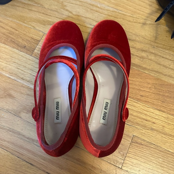 Miu Miu red velvet Mary jane ballet flats - Picture 3 of 5
